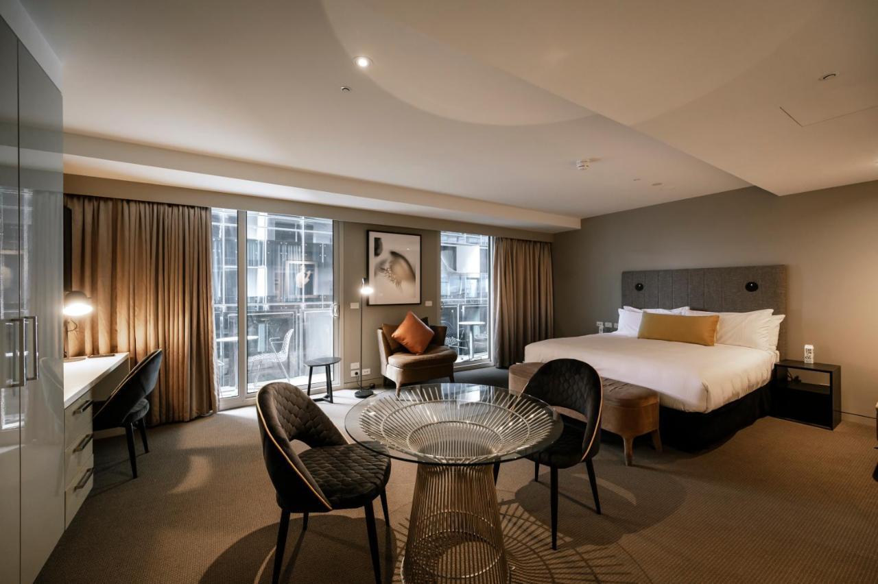 Hotel The Kinson Melbourne Esterno foto A suite at the Hotel